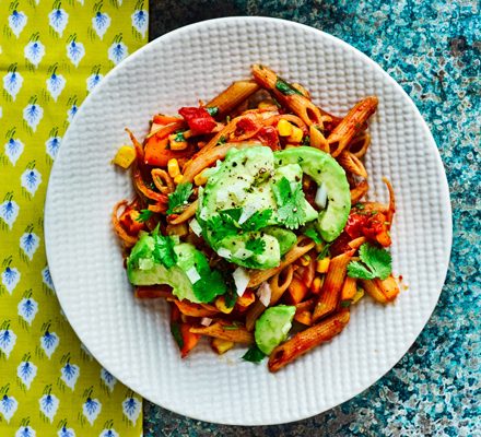 https://www.pontalo.net - Tomato penne with avocado