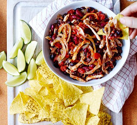 https://www.pontalo.net - Mexican pulled chicken & beans