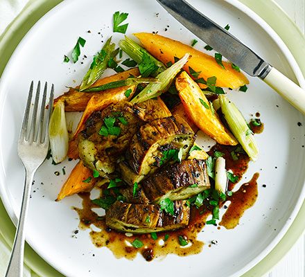 https://www.pontalo.net - Miso-roasted aubergine steaks with sweet potato