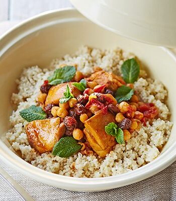 https://www.pontalo.net - Easy chicken & chickpea tagine