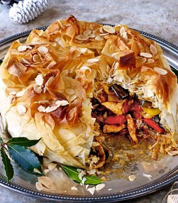 https://www.pontalo.net - Moroccan-spiced turkey pie