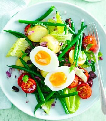 https://www.pontalo.net - Egg Niçoise salad