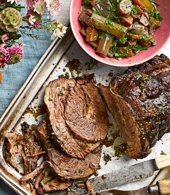 https://www.pontalo.net - One-pot beef brisket & braised celery