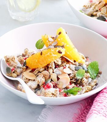 https://www.pontalo.net - Orange & raspberry granola