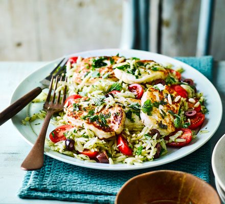 https://www.pontalo.net - Oregano halloumi with orzo salad