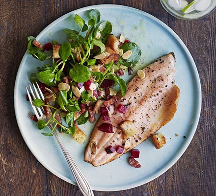 https://www.pontalo.net - Pan-fried trout with bacon