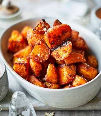 https://www.pontalo.net - Roast potatoes with paprika