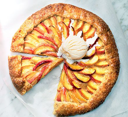 https://www.pontalo.net - Peach galette with brown sugar crust