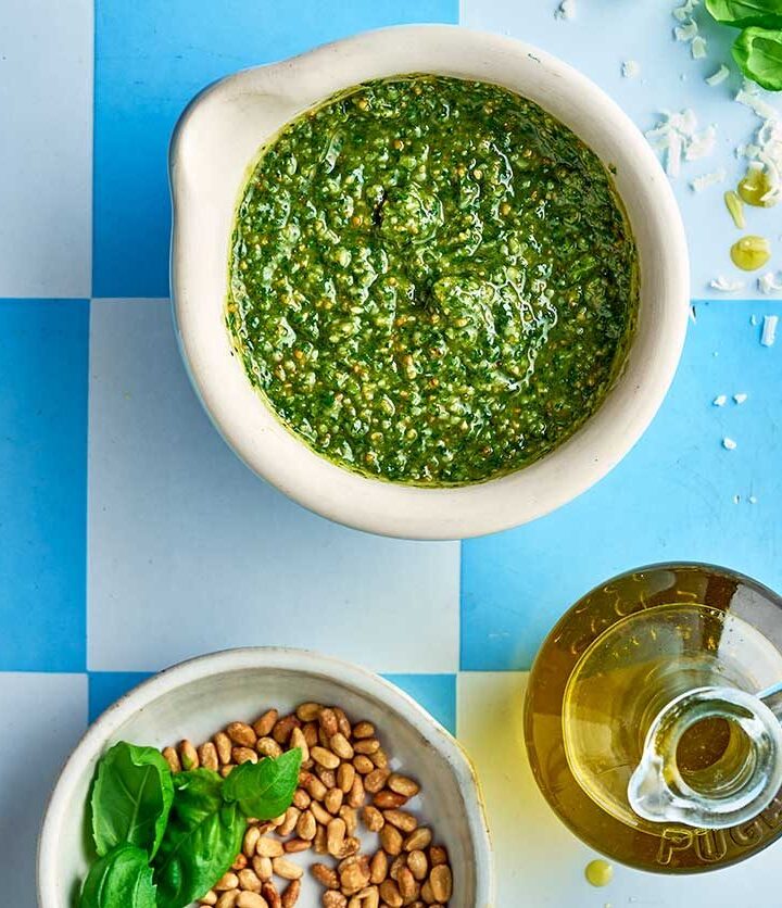 https://www.pontalo.net - Basil pesto