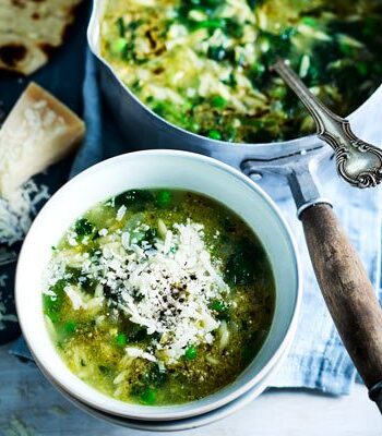 https://www.pontalo.net - Green pesto minestrone