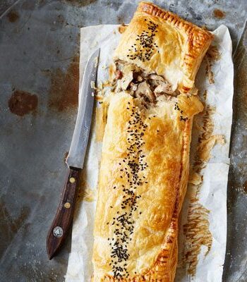 https://www.pontalo.net - Pheasant & mushroom pastry puff slice