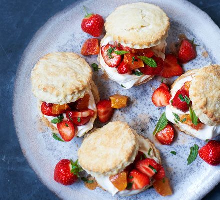 https://www.pontalo.net - Pimm's scones