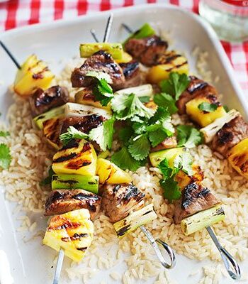 https://www.pontalo.net - Pineapple & pork skewers