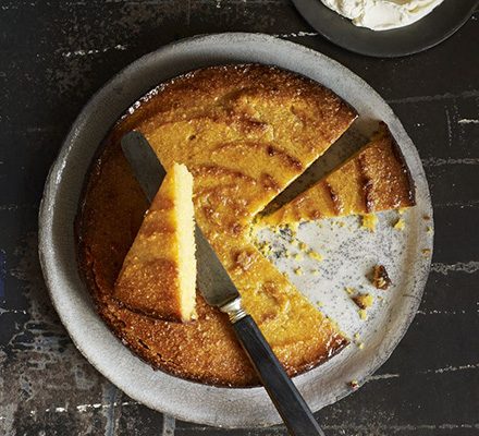 https://www.pontalo.net - Lemon polenta cake