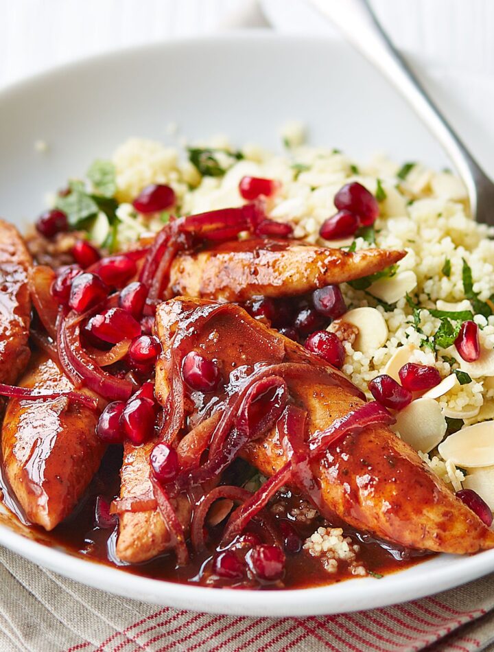 https://www.pontalo.net - Pomegranate chicken with almond couscous