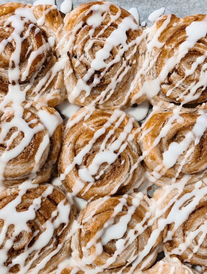 https://www.pontalo.net - Puff pastry cinnamon rolls