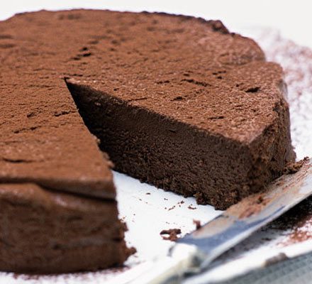 https://www.pontalo.net - Decadent chocolate truffle torte