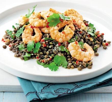 https://www.pontalo.net - Garlic prawns with puy lentils