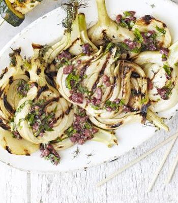 https://www.pontalo.net - Barbecued fennel with black olive dressing