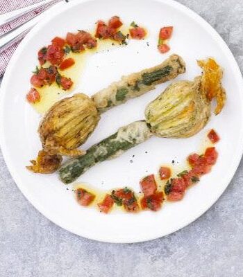 https://www.pontalo.net - Stuffed courgette flowers