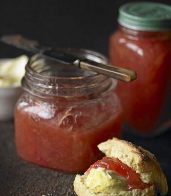 https://www.pontalo.net - Rhubarb & ginger jam