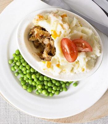 https://www.pontalo.net - Sausage & mash pies