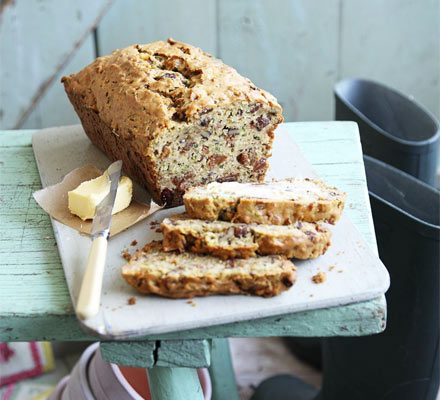 https://www.pontalo.net - Courgette loaf cake