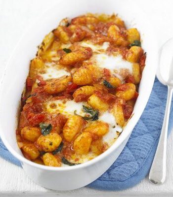 https://www.pontalo.net - Gnocchi & tomato bake