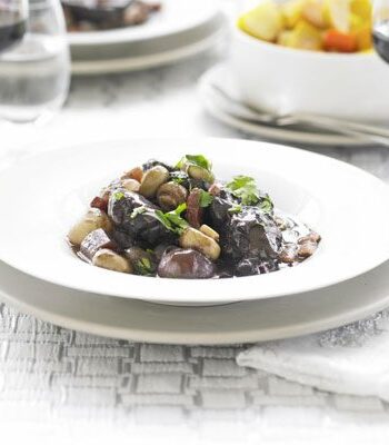 https://www.pontalo.net - Braised beef in red wine