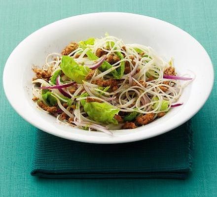 https://www.pontalo.net - Thai rice noodle salad