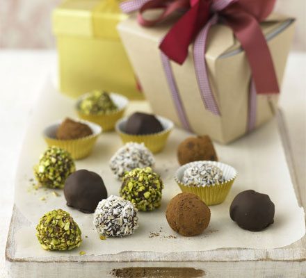 https://www.pontalo.net - Easy chocolate truffles