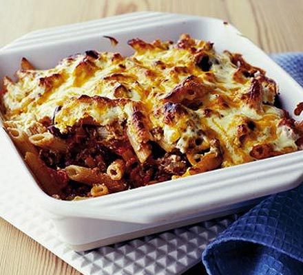 https://www.pontalo.net - Mild chilli & bean pasta bake