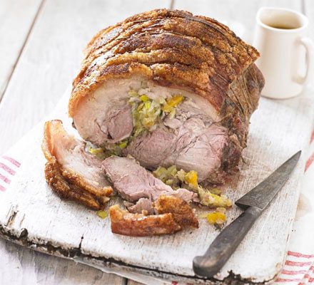 https://www.pontalo.net - Slow-roasted pork shoulder with leeks