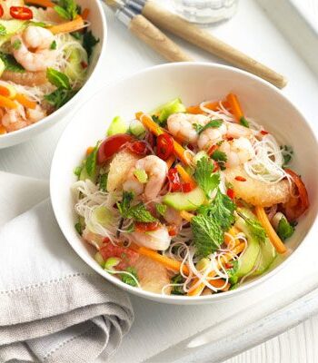 https://www.pontalo.net - Prawn & pink grapefruit noodle salad