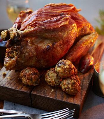 https://www.pontalo.net - Roast guinea fowl with chestnut