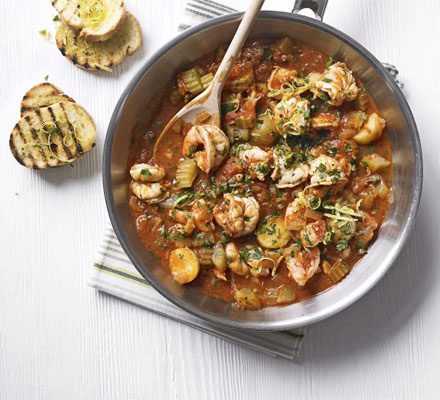 https://www.pontalo.net - Prawn & tomato stew with gremolata topping