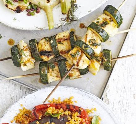 https://www.pontalo.net - Courgette & halloumi skewers