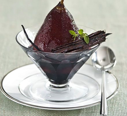 https://www.pontalo.net - Poached pears in red wine