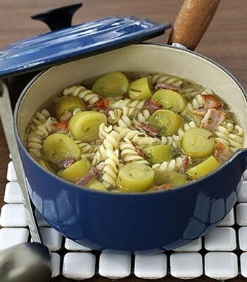 https://www.pontalo.net - Leek & bacon soup