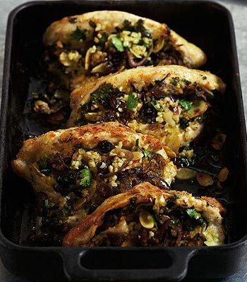 https://www.pontalo.net - Sweet & spicy stuffed chicken breasts