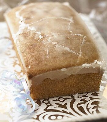 https://www.pontalo.net - Lemon drizzle cake