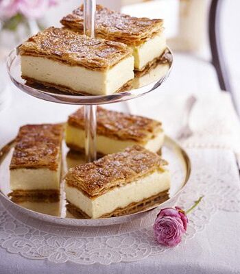 https://www.pontalo.net - Vanilla custard slices