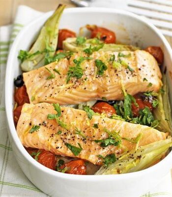 https://www.pontalo.net - Baked salmon with fennel & tomatoes