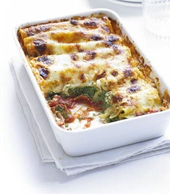 https://www.pontalo.net - Spinach & ricotta cannelloni