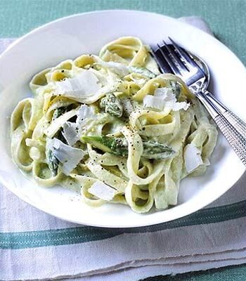 https://www.pontalo.net - Asparagus cream pasta