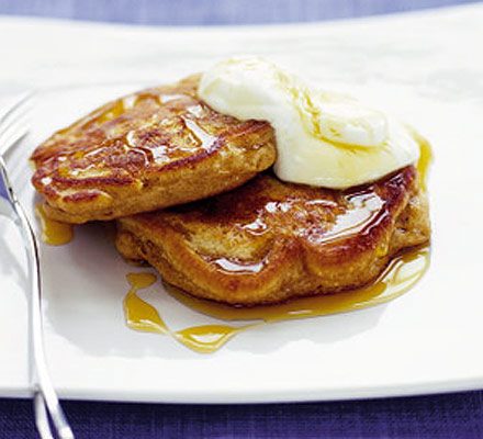 https://www.pontalo.net - American-style pineapple & banana pancakes