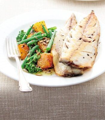 https://www.pontalo.net - Butternut & broccoli super salad with mackerel