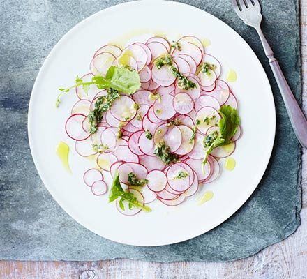 https://www.pontalo.net - Radish confetti with salsa verde