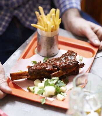 https://www.pontalo.net - BBQ beef short ribs with green apple salsa & fries