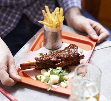 https://www.pontalo.net - BBQ beef short ribs with green apple salsa & fries